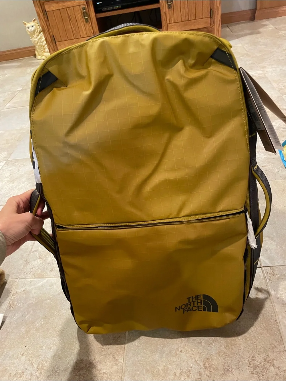 NWT The North Face Base Camp Voyager Travel Pack - Deep Dijon 35 L